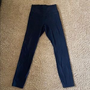 Black Lulu Lemon Align Crop